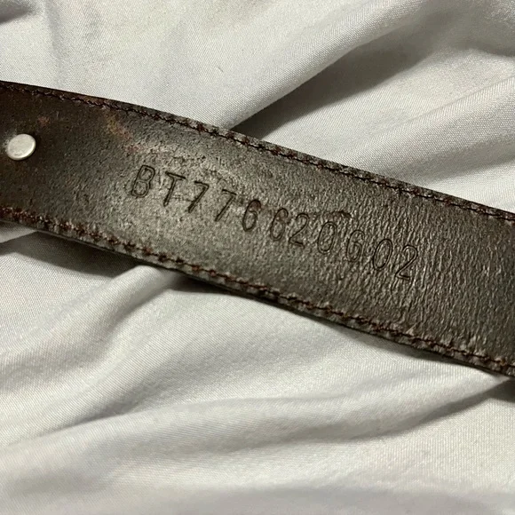 Vintage Fossil Belt Brown Leather with Silver Hardware - Picture 6 of 7